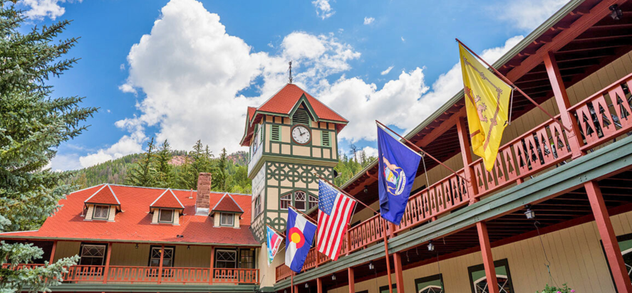 photo of the redstone inn